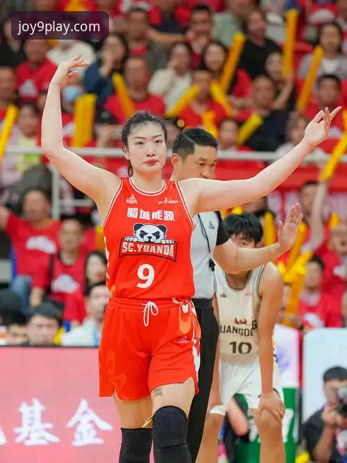 WCBA总决赛G1战况详解：四川女篮创纪录大胜山西